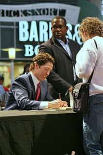 osteen at a nashville book signing 18 may 2007