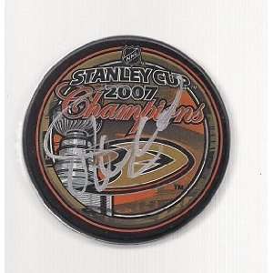   Autographed Hockey Puck   2007 Stanley Cup Champs
