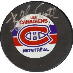  Bobby Smith autographed Hockey Puck (Montreal Canadiens 