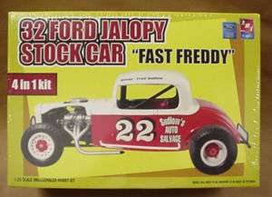 32 FORD JALOPY STOCK CAR AMT plastic model kit 4 in 1  