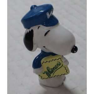  Whitmans Chocolates Exclusive Valentines Days Snoopy As a 