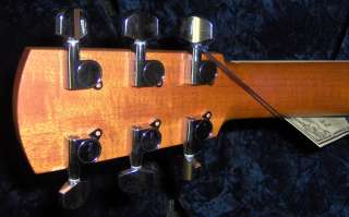 LARRIVEE om03 signature edition Mahogany Guitar   Italian Spruce Top 