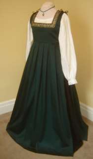 Renaissance Medieval Pirate Wench Side Lacing Italian Gown Dress 