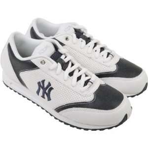  New York Yankees Womens Talent Athletic Shoes Sports 