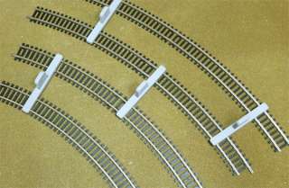 First, second, third and fourth radius curves of Hornby and Peco 
