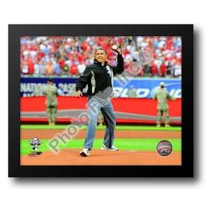 Barack Obama throws out the first pitch 2009 MLB All Star Game 