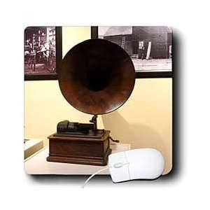    Florene Vintage   Early Phonograph   Mouse Pads Electronics