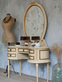 Shabby Cottage Chic Cream and Gold Gilt French Vintage Louis Vanity 
