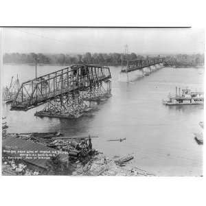   Riverboat BELLE VER,railroad bridge open,Hannibal,MO