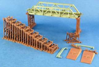 Vintage Tyco Ho Scale 33 Piece Graduated Bridge and Trestle Set  
