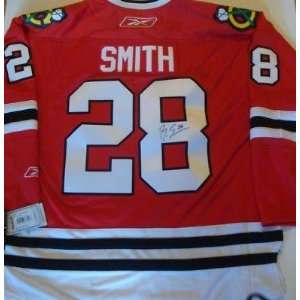  Ben Smith Signed Uniform   Chicago Blackhawks Sweater w 