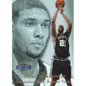  Tim Duncan 1997 Fleer Flair Basketball Rookie (San Antonio 