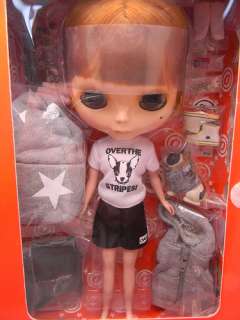   NEO BLYTHE 12 DOLL CWC HAPPY EVERYDAY OVER THE STRiPES T SHIRT BAND