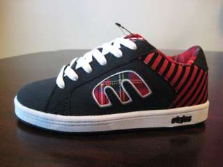   Girls Kids Digit Skate Shoes ~ Black + Red Plaid   size 1  