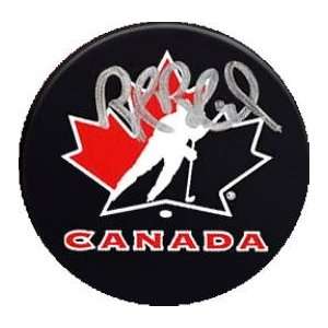    Rob Blake autographed Hockey Puck (Team Canada)