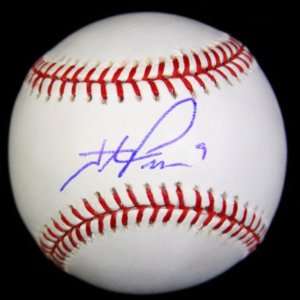 Hunter Pence Autographed Ball   Oml Psa dna   Autographed Baseballs 