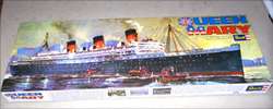 Queen Mary plastic model ship kit 20 3/4 long c.1971 Old store stock 