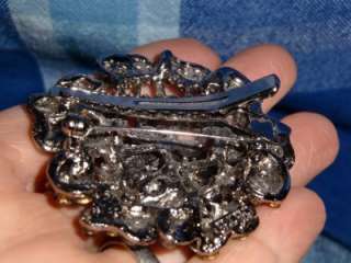 CARA LARGE CRYSTAL BROOCH GORGEOUS EXCELLENT CONDTION  