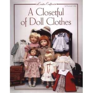   Doll Clothes (Creative Crafters) [Paperback] Rosemarie Ionker Books