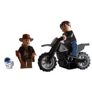  LEGO Indiana Jones, Mutt, Motorcycle, Crystal Skull Statue 