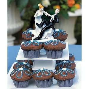  Funny Wedding Cake Topper   Groom Taking a Plunge