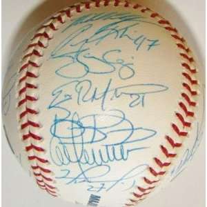 David Ortiz Autographed Baseball   2002 Twins Team 30 TORII HUNTER 