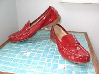 EXCELLENT Anne Klein RED Patent Leather Loafers Shoes 7  