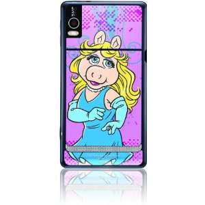   Skin for DROID 2   Diva Miss Piggy Cell Phones & Accessories
