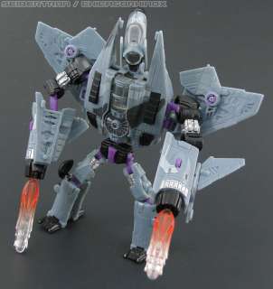 This listing is for DREADWING Transformers Movie 2007 Deluxe Class 