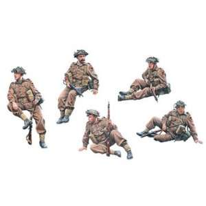   British Tank Riders NW Europe Military Figures Model Kit Toys & Games