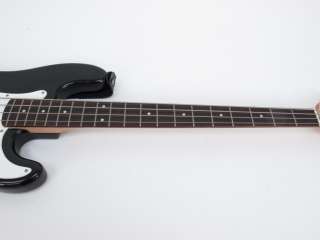 Squier by Fender P Bass Bass Guitar  