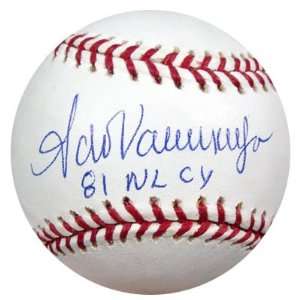   81 NL CY PSA DNA #K73713   Autographed Baseballs
