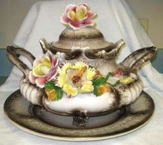 Capodimonte Italy 3 Piece Soup Tureen Applied Flowers  