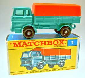 Matchbox RW 1E Mercedes Truck unlisted base casting m/b  