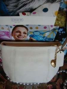 COACH~WHITE~LEATHER~VINTAGE~FRAMED~POUCH~BAG~PURSE~USA~  