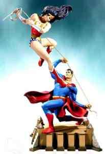 Wonder Woman Verses Superman DC Comics Statue  