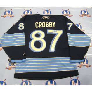   SIDNEY CROSBY Pittsburgh Penguins SIGNED 2011 Winter Classic Jersey