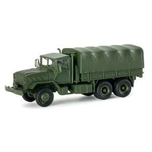    Canvas Covered Truck M929 W. Winch 517 US Army Toys & Games