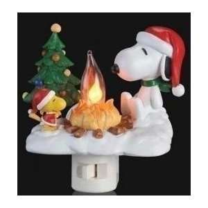  Peanuts Snoopy and Woodstock Next to Campfire Christmas 