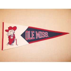  Mississippi Ole Miss Rebels (University of)   NCAA Classic Mascot 