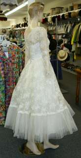 Vintage 1950s Lace Wedding Dress   Tea Length  