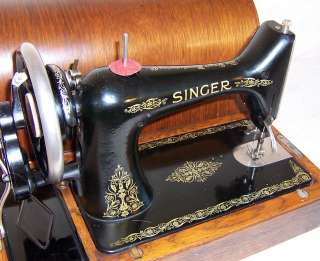 1923 Singer model 99 Hand Crank Sewing Machine Filigree  
