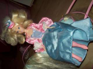 Disney Kürbiskutsche mit Pferd und mit einer Barbie Puppe in 