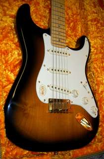 2004 Fender USA American Deluxe 50th Anniversary Stratocaster w Case 