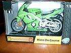 MOTO DE COURSE ZXR8 VERTE TEAM CHAMPION NEUVE 1/12EM