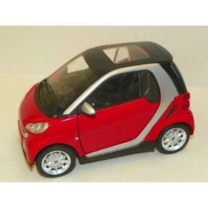  Newray 1/24 Scale Diecast Smart Car in Color RED Toys 