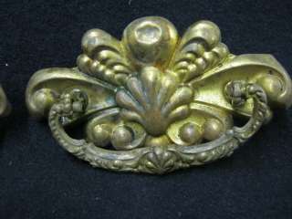 Pair Antique Brass Drawer Handle Pulls Sea Shell 5  
