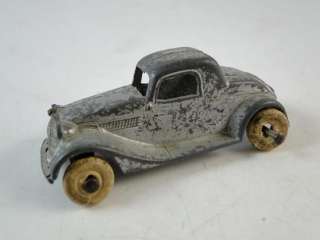   Toy 1930s Coupe Rubber Tire Car Model Tootsietoy Old Retro  