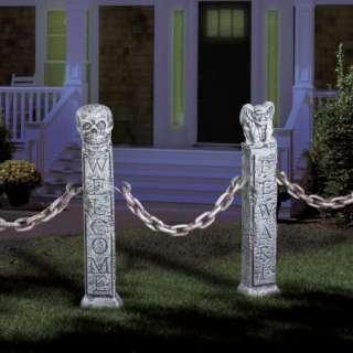 HALLOWEEN FENCE POST CHAINS BEWARE PROP DECORATION NEW  