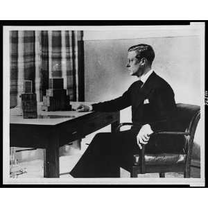 King Edward VIII,radio broadcast,succeeding throne 1936  
